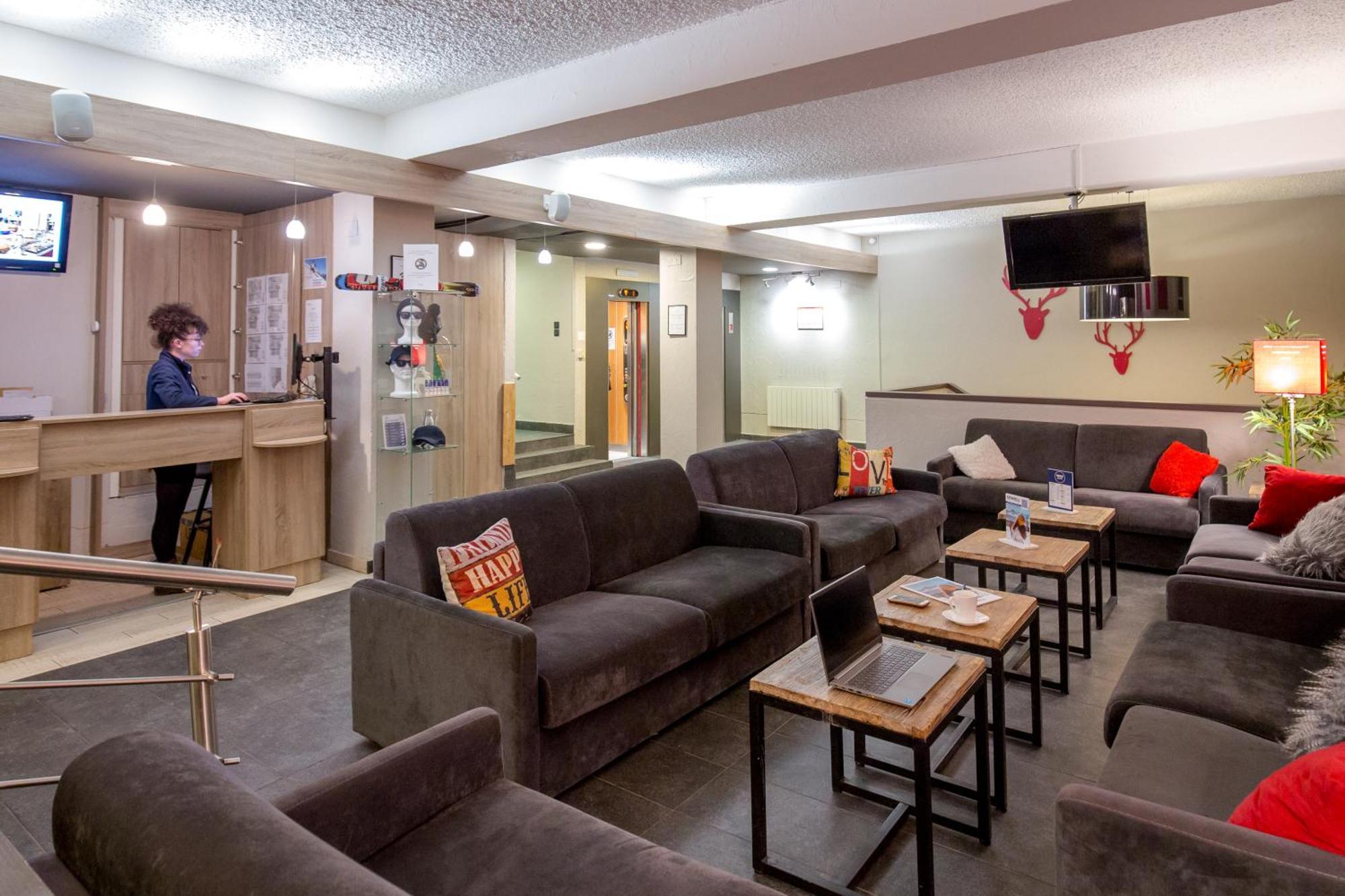 Sowell Hotels Le Pas Du Loup อิโซลา 2000 ภายนอก รูปภาพ