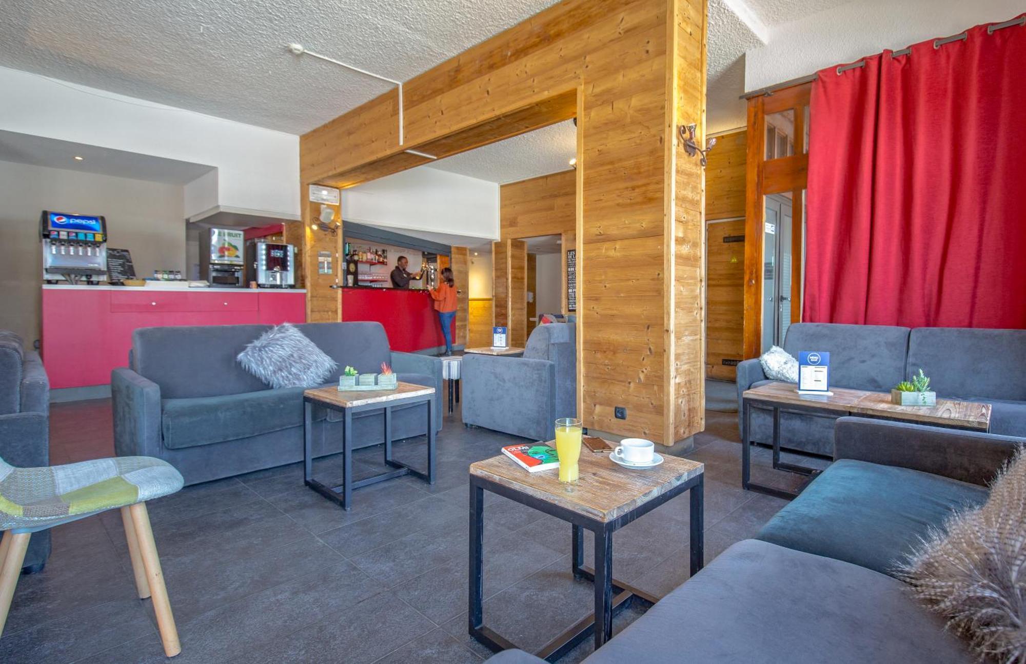 Sowell Hotels Le Pas Du Loup อิโซลา 2000 ภายนอก รูปภาพ