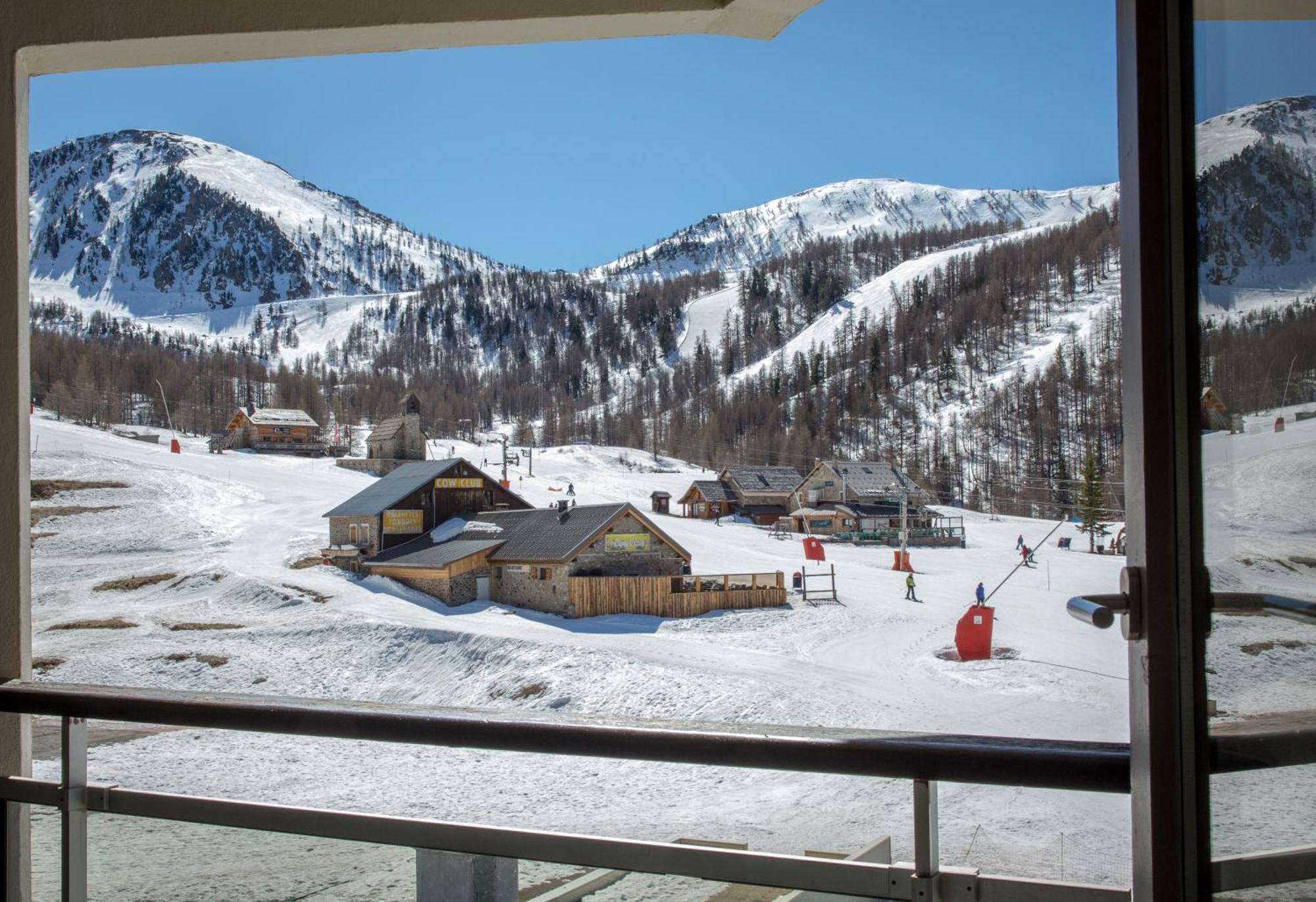 Sowell Hotels Le Pas Du Loup อิโซลา 2000 ภายนอก รูปภาพ
