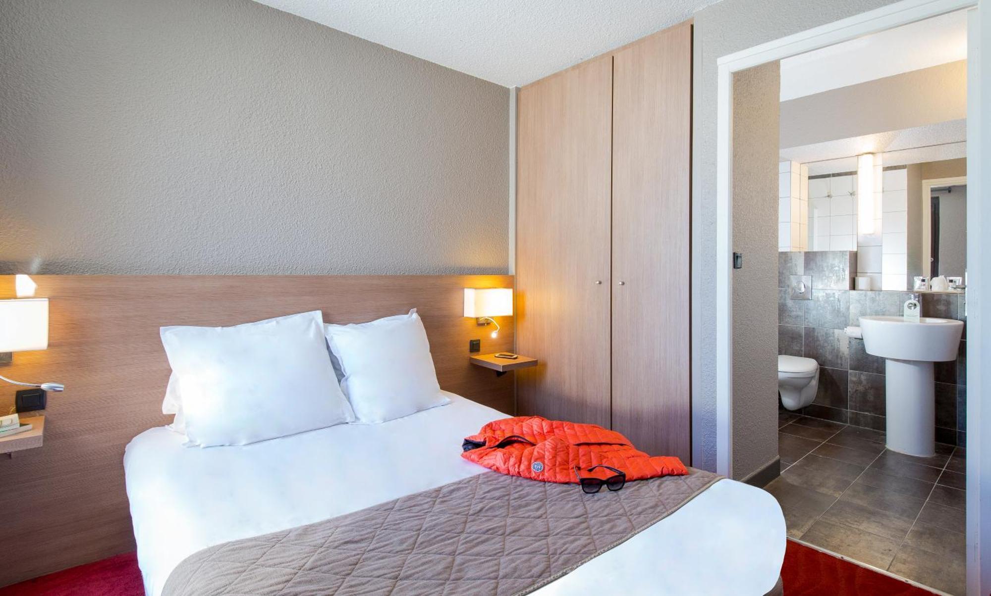 Sowell Hotels Le Pas Du Loup อิโซลา 2000 ภายนอก รูปภาพ